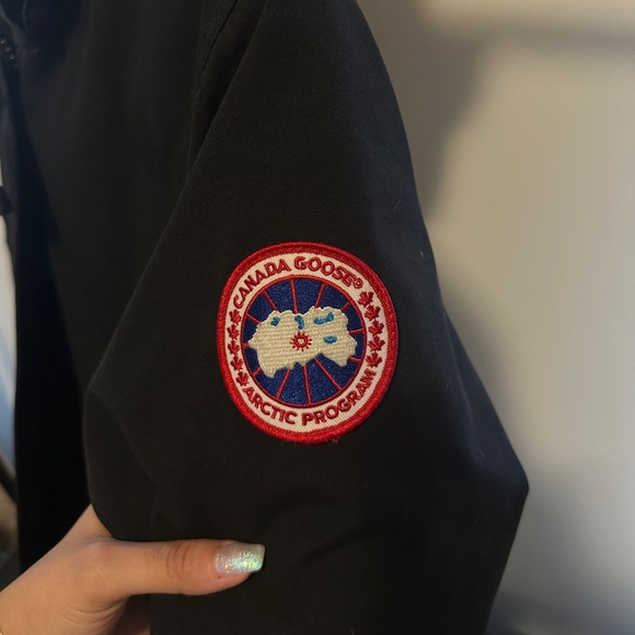 Canada Goose "Victoria" Fur-Hooded Parka Jacket - Picture 3 of 9